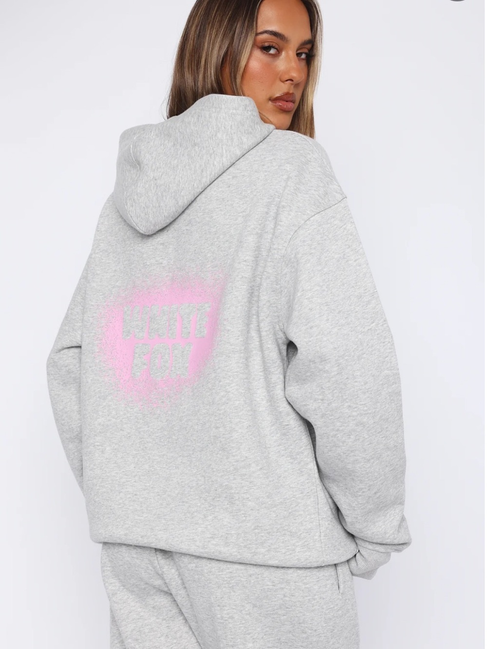 WHITE FOX 11th Street Keeping It Real Oversized Hoodie Jelly Bean L/XL NWT - Picture 2 of 7